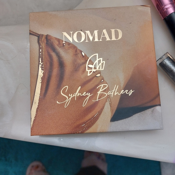 Contour kit - Picture 2 of 3